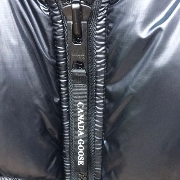 Canada Goose Black Puffer Jacket - Picture 3 of 15